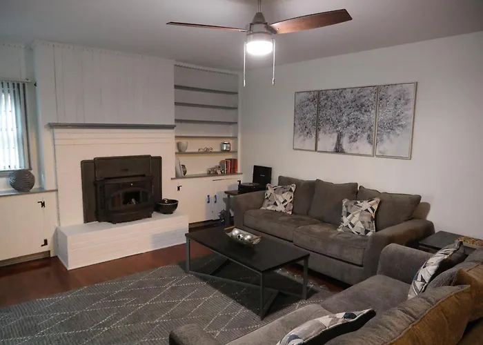 Fantastic Gem Minutes From Campus/stadium, Capitol